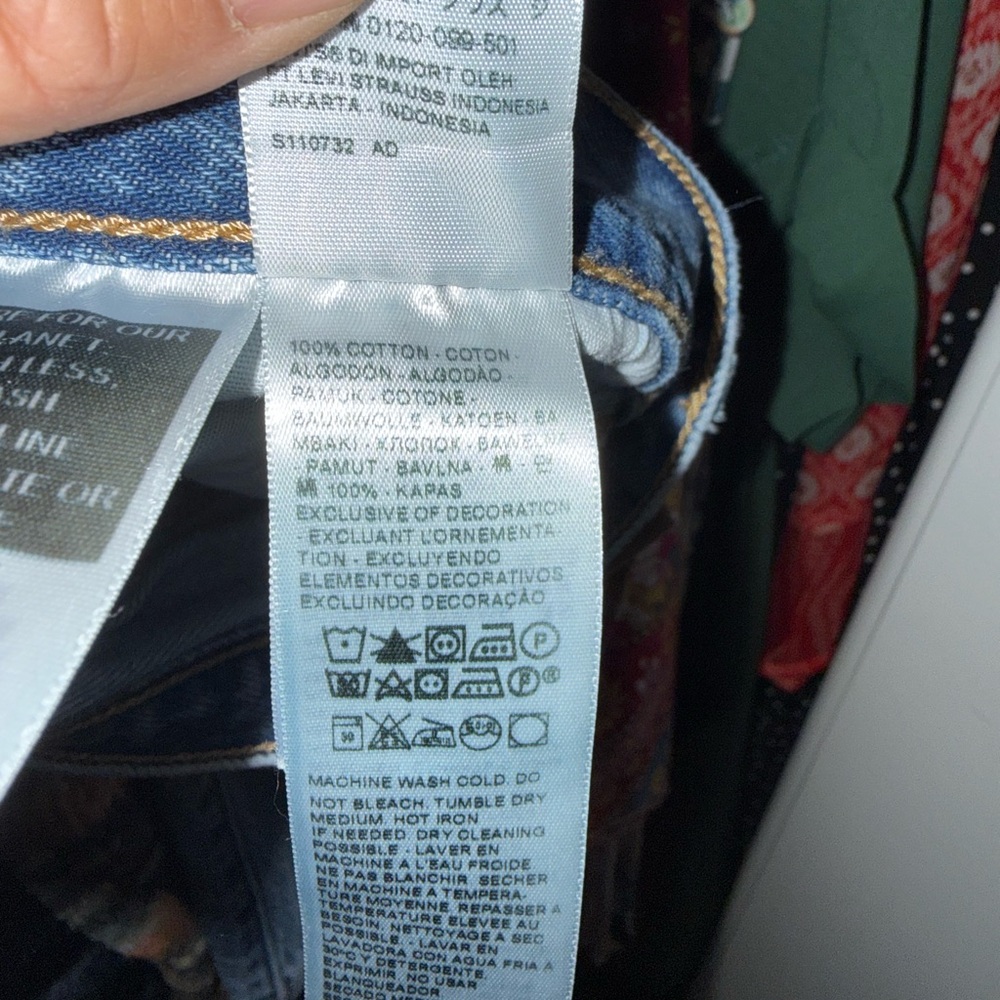 Levi's 501 90’s Women's Straight Leg Blue Jeans - Picture 7 of 7